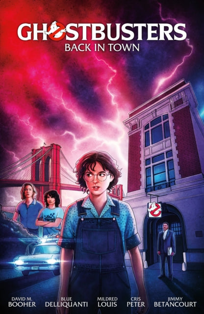 Book cover of: Ghostbusters Volume 1: Back in Town. By: David M. Booher