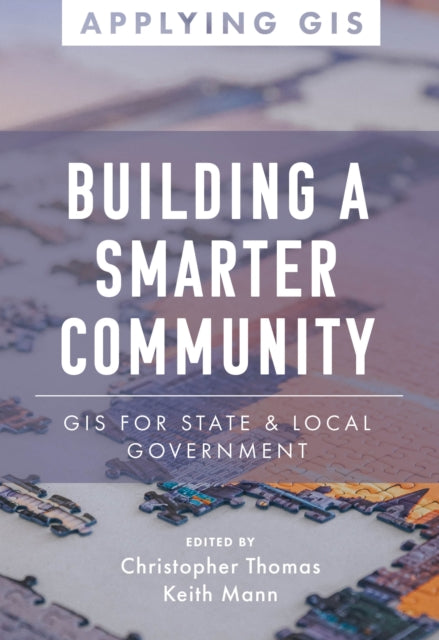 Book cover of: Building a Smarter Community. By: Christopher Thomas