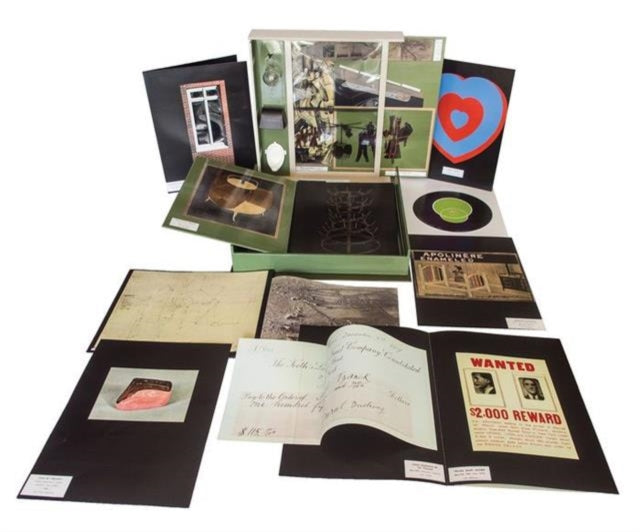 Book cover of: Duchamp: Museum in a box. By: Marcel Duchamp