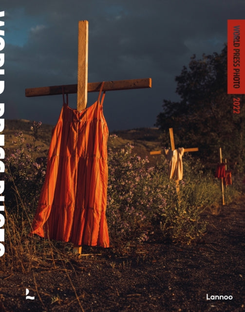 Book cover of: World Press Photo 2022. By: World Press Photo Foundation